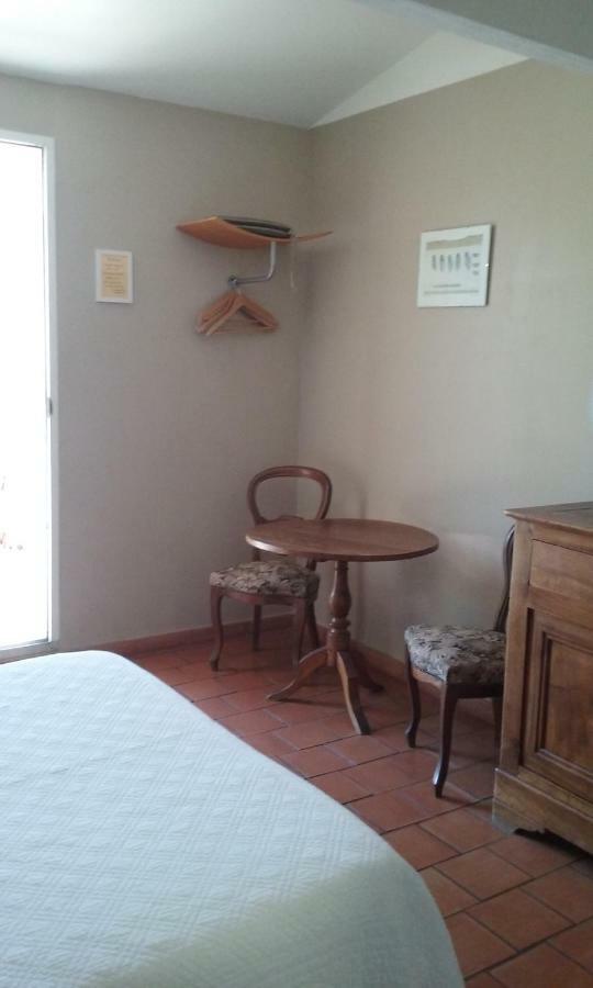 Les Oliviers Hotel Moustiers-Sainte-Marie Bagian luar foto